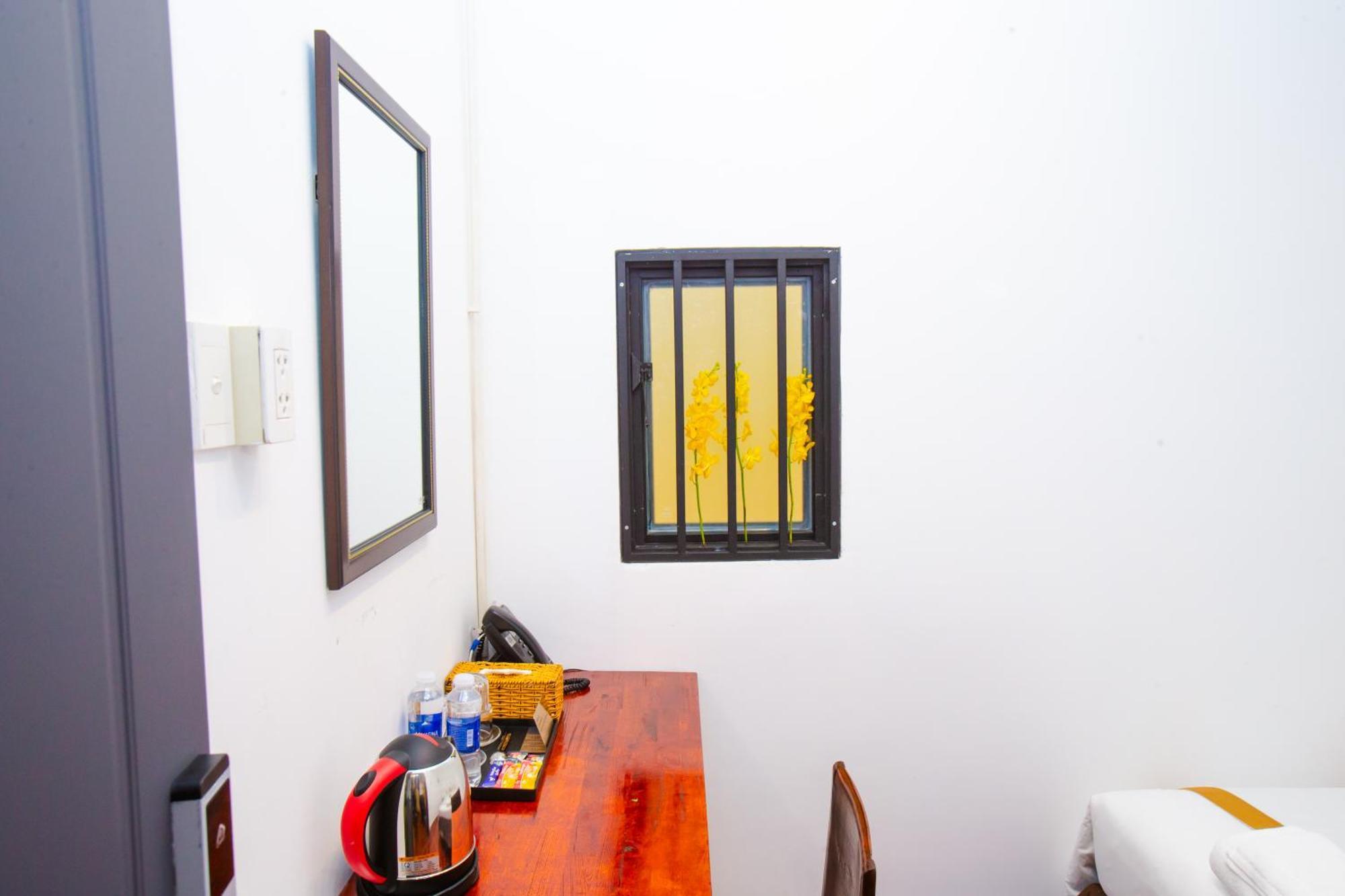 Hotel The Rice Sen Oc 191 - 226 Bui Vien Ho Chi Minh City